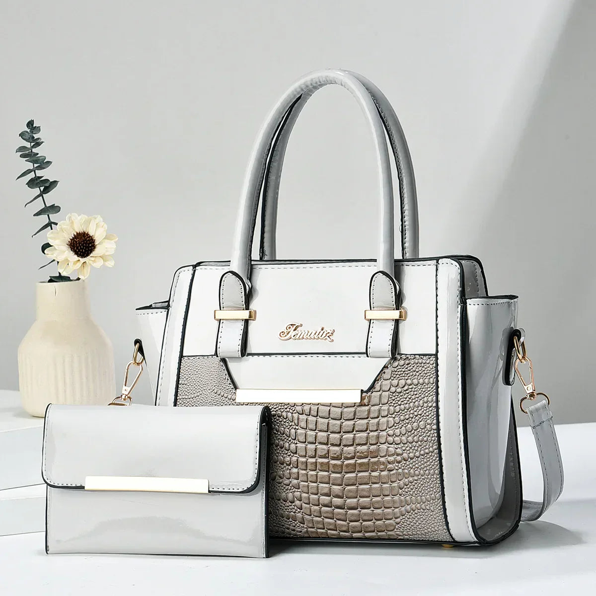 Bag and Wallet Kit in Leather - Cror